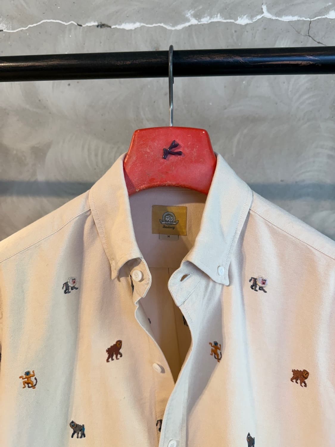 바스통 버튼다운 셔츠 슬림100 상품이미지2