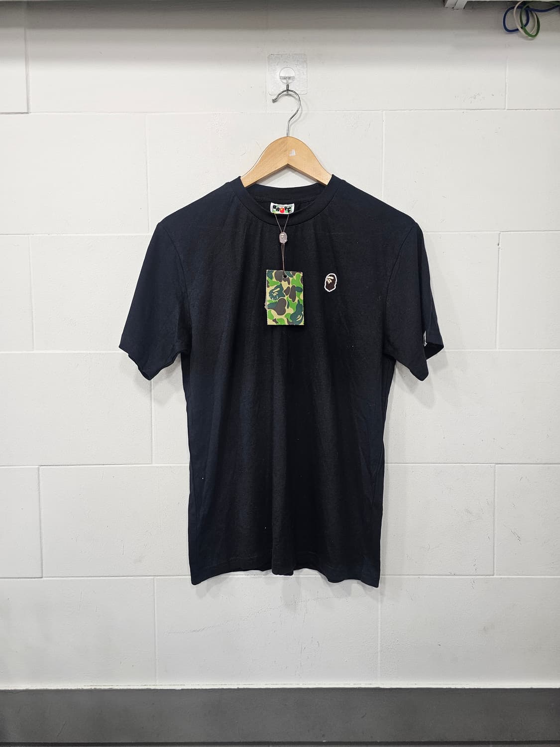 베이프 BAPE 블랙 반팔 티셔츠 새상품 상품이미지1