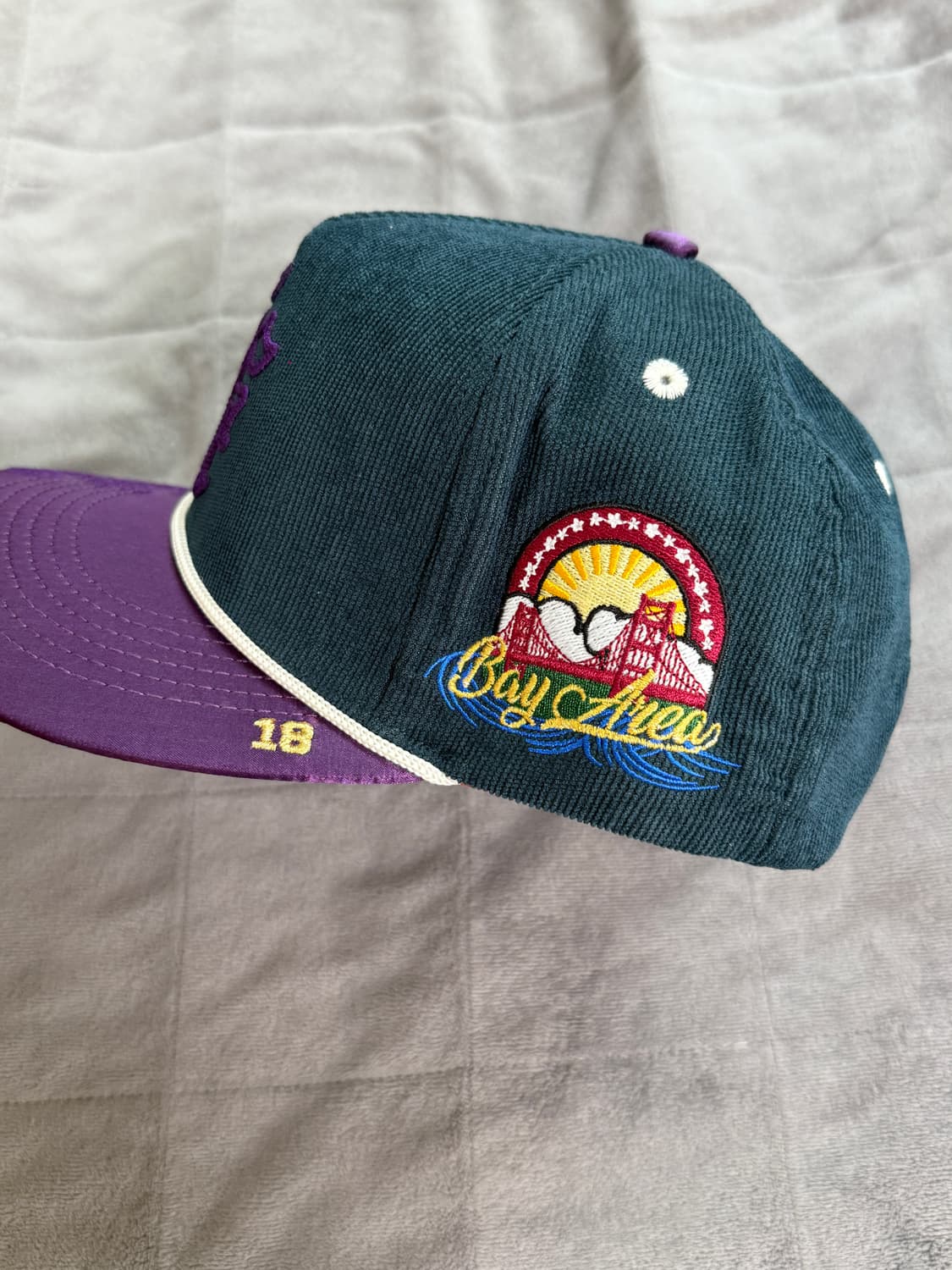 Dvniel Luu 디자이너 스냅백 퍼플그린(새상품) 상품이미지3