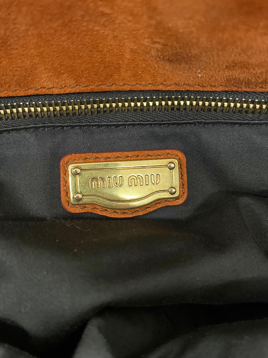 미우미우 아방뛰르 스웨이드백 상품이미지6