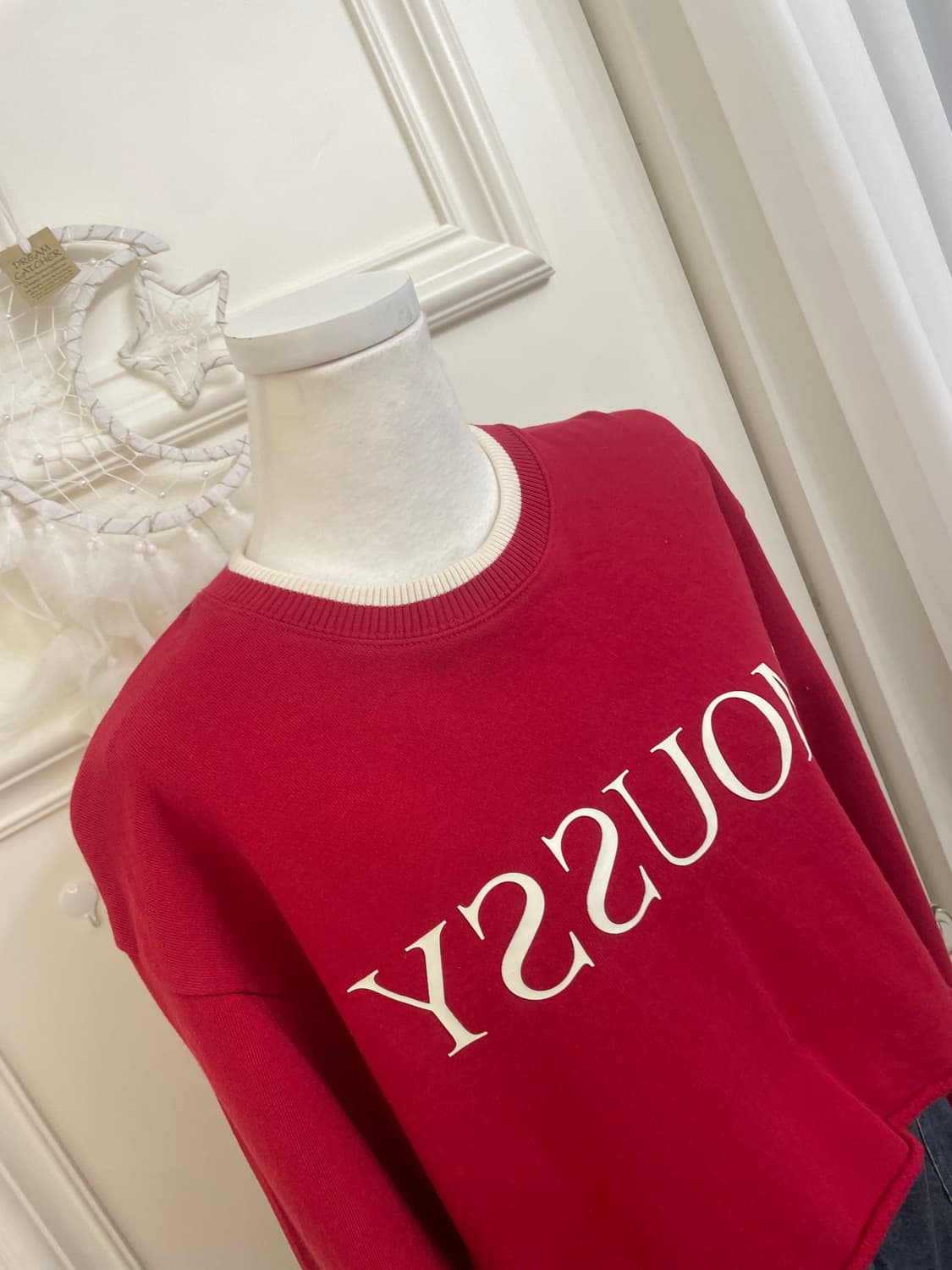 red lettering white printing crop sweats 상품이미지4