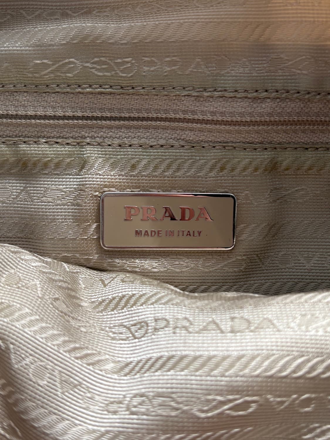 Prada 프라다 베이지 크로스백 상품이미지8