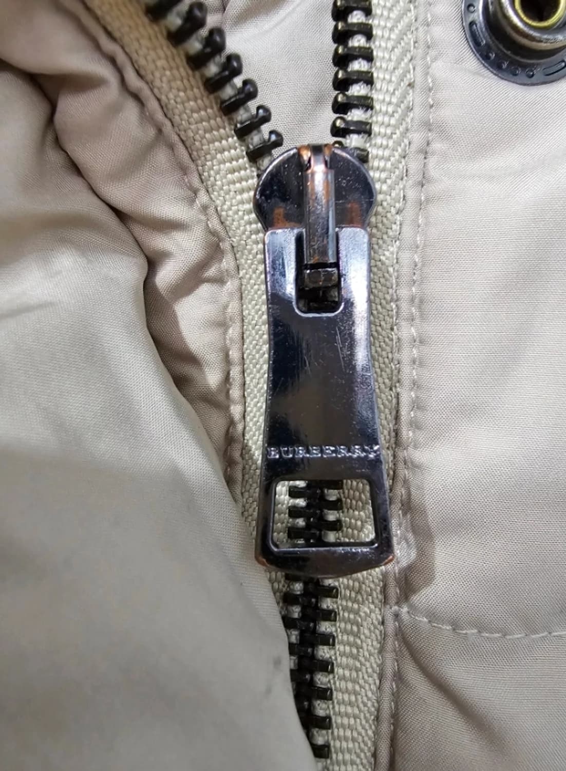 정품 버버리 브릿 여성 패딩 코트 ~55반 상품이미지5