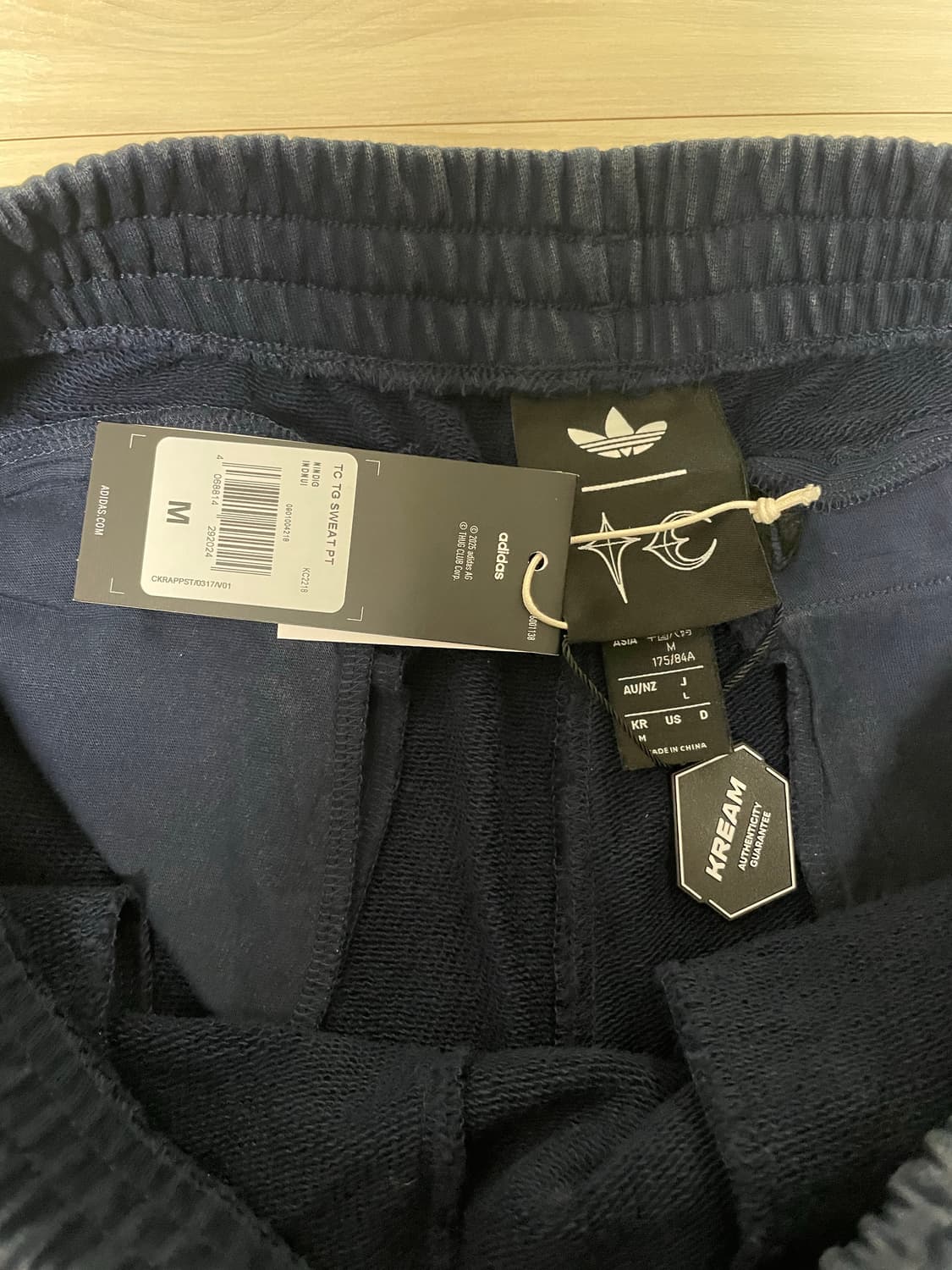 아디다스 x 떠그클럽 클럽 팀가이스트 스웻팬츠 M 상품이미지2