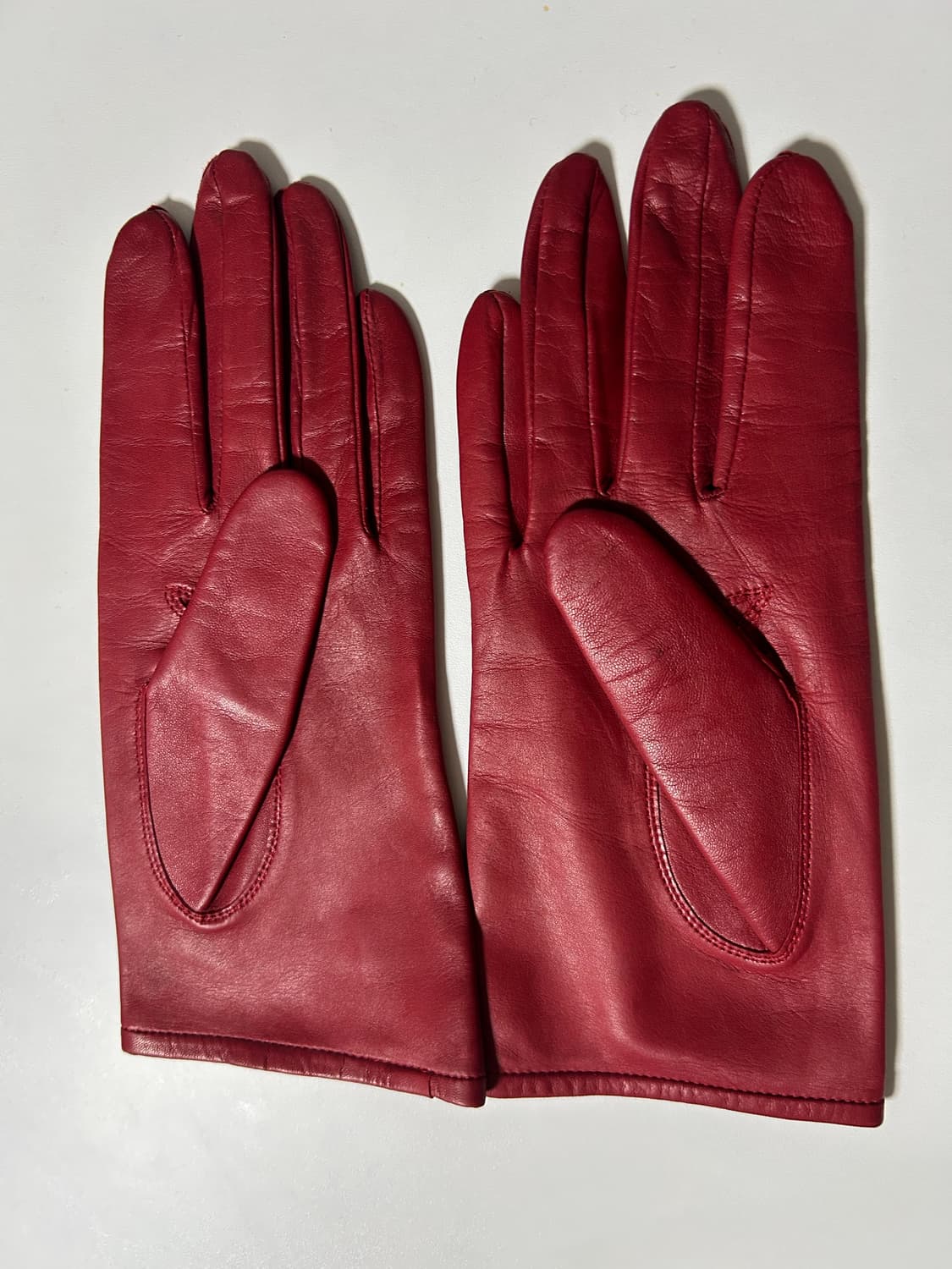 입생로랑 버건디 가죽 장갑 상품이미지2