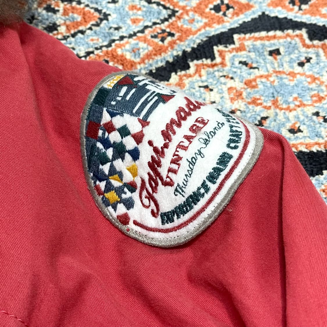 썰스데이아일랜드 레드 야상 하프 패딩 점퍼 여성90  상품이미지2