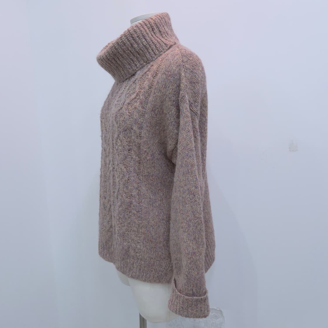 알파카 블렌드 폴라 케이블 니트 상품이미지2