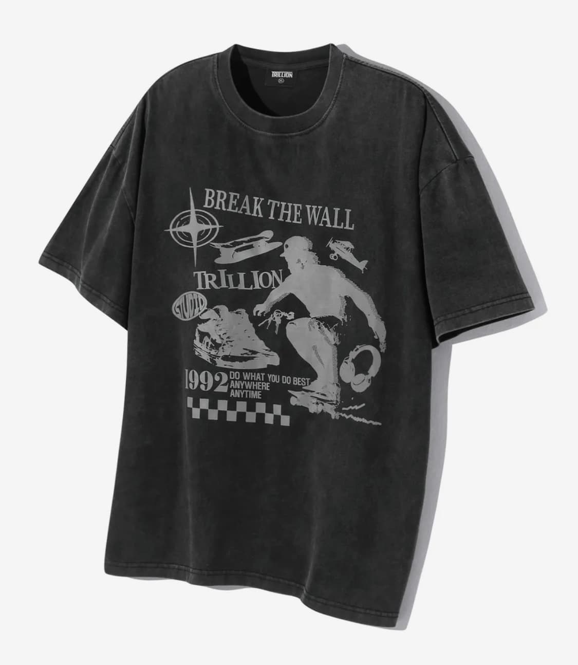 트릴리온 스케이트보드 피그먼트 그래픽 반팔 티셔츠 차콜 상품이미지1