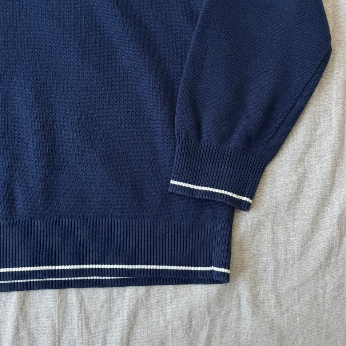 캘빈클라인진스 오픈카라 배색 네이비 니트 XL 상품이미지3