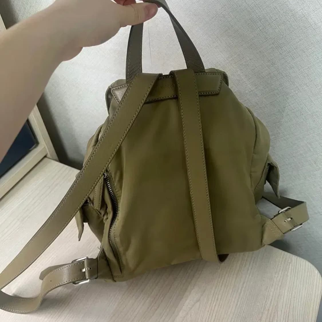 분크 헤이 더블 포켓 백팩 미듐 베이지 상품이미지7