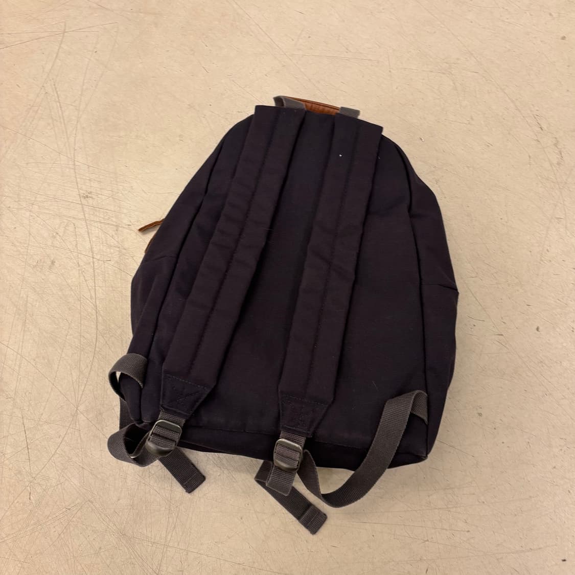 이스트백 블랙 미니 백팩 상품이미지3