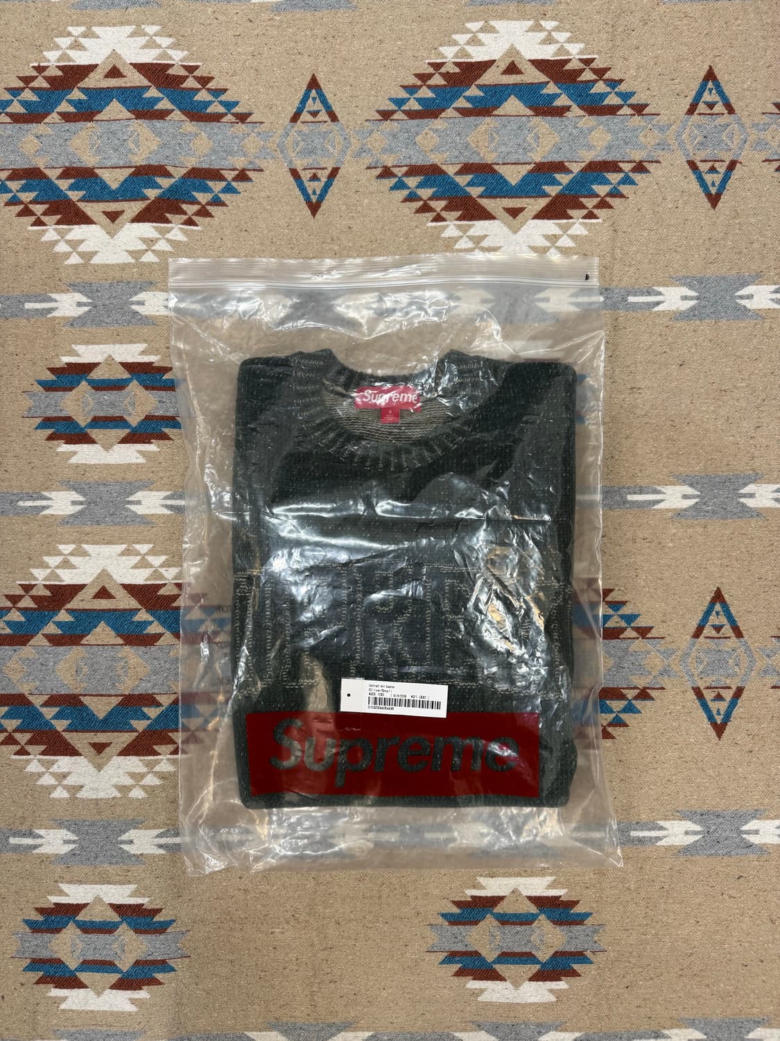 [S] 슈프림 콘트라스트 아크 스웨터 올리브 - 24SS 상품이미지9