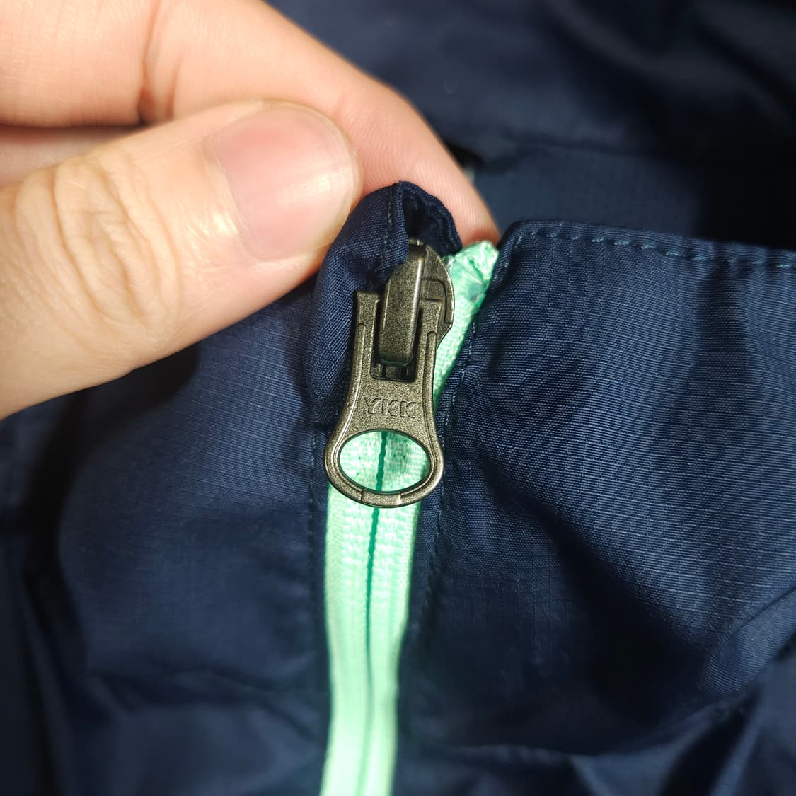 나이키 스우시 바르셀로나 바람막이  상품이미지3