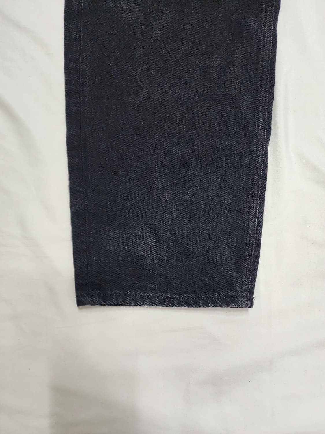 코스 테이퍼드 앵클 부츠컷 데님 팬츠  상품이미지7