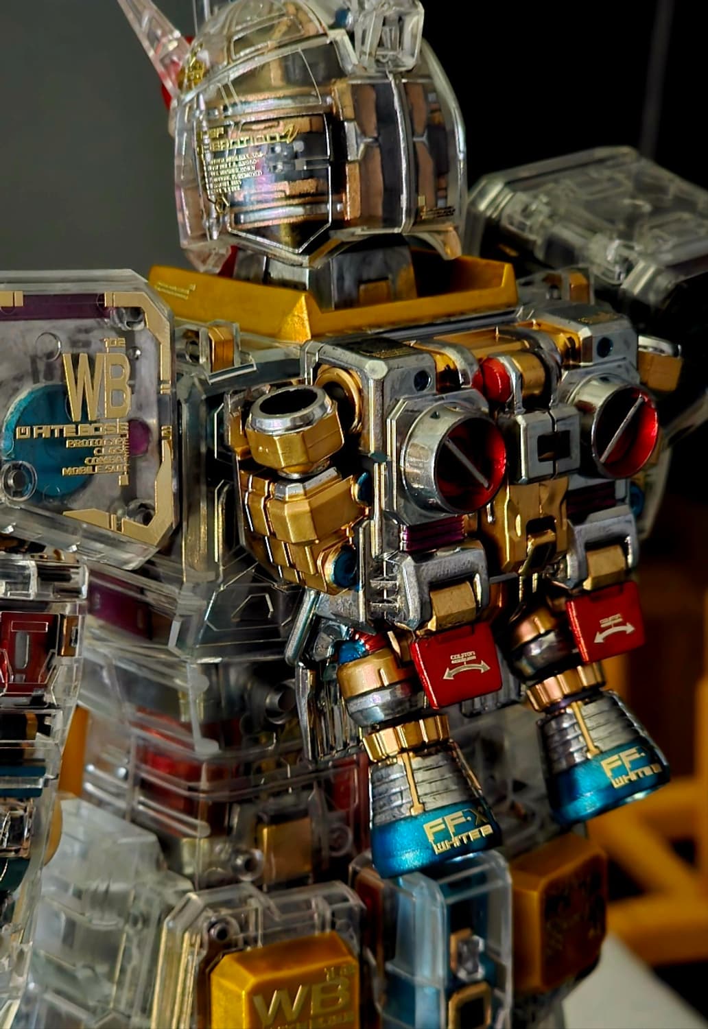 반다이 PG 퍼스트 건담 & 샤아 자쿠 도색작 판매 합니다. 상품이미지3