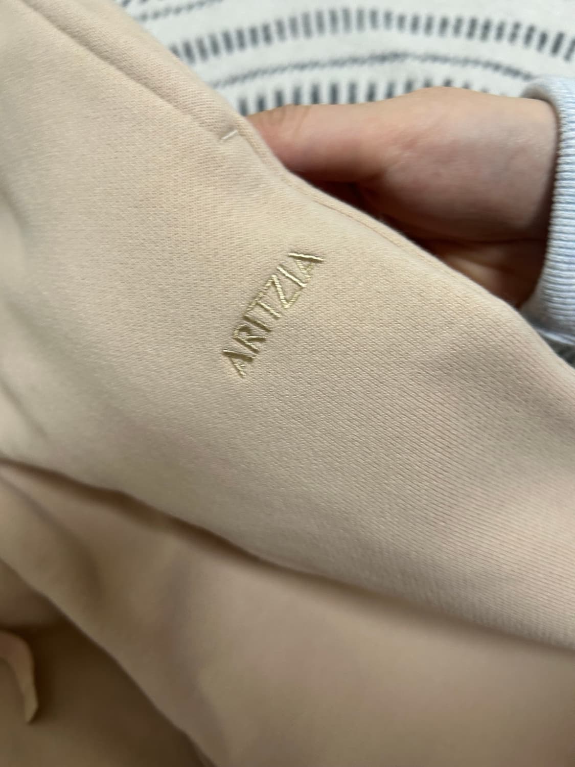 aritzia 와이드 스웻팬츠 상품이미지2