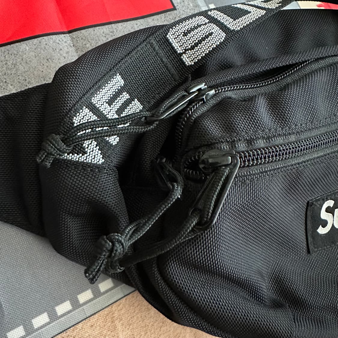 슈프림 코듀라 웨이스트백 블랙 18SS 상품이미지5