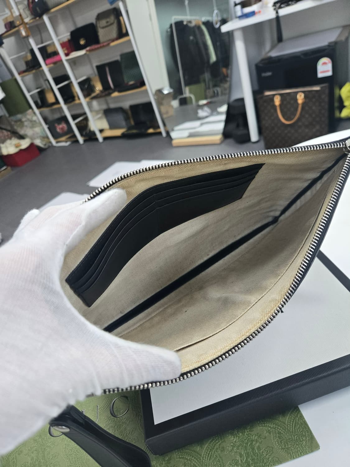 [50%세일] 구찌 꿀벌 클러치백 상품이미지5