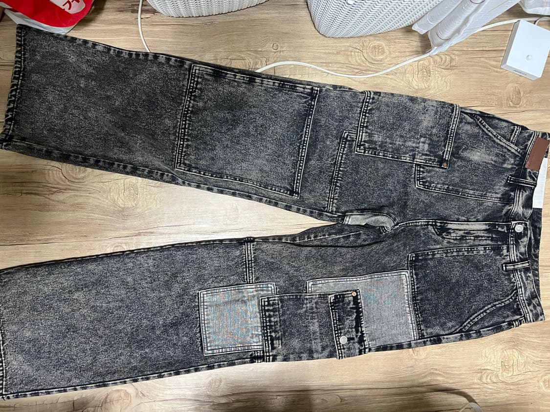 앤더슨벨 패치워크 데님 와이드 진 블랙 상품이미지4