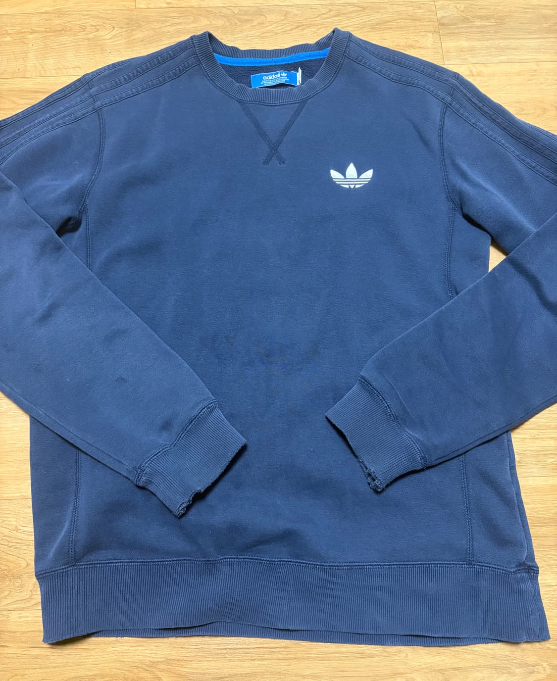 아디다스 트레포일 네이비 맨투맨 상품이미지2