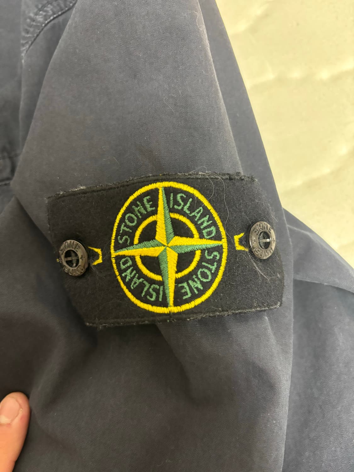 스톤 오버셔츠 네이비 105 팝니다!!!! 상품이미지2