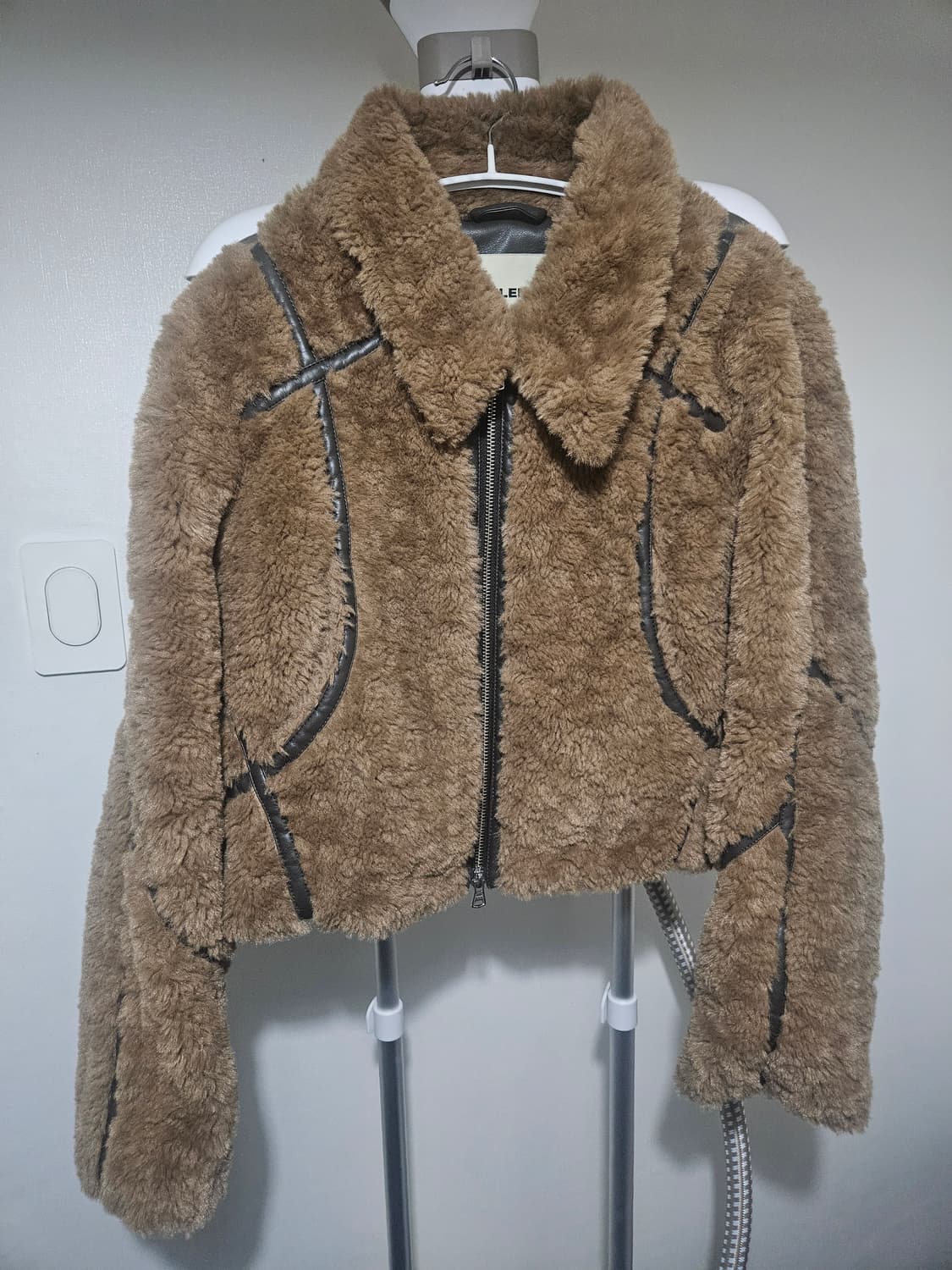 인사일런스 바인딩 퍼 자켓  상품이미지4