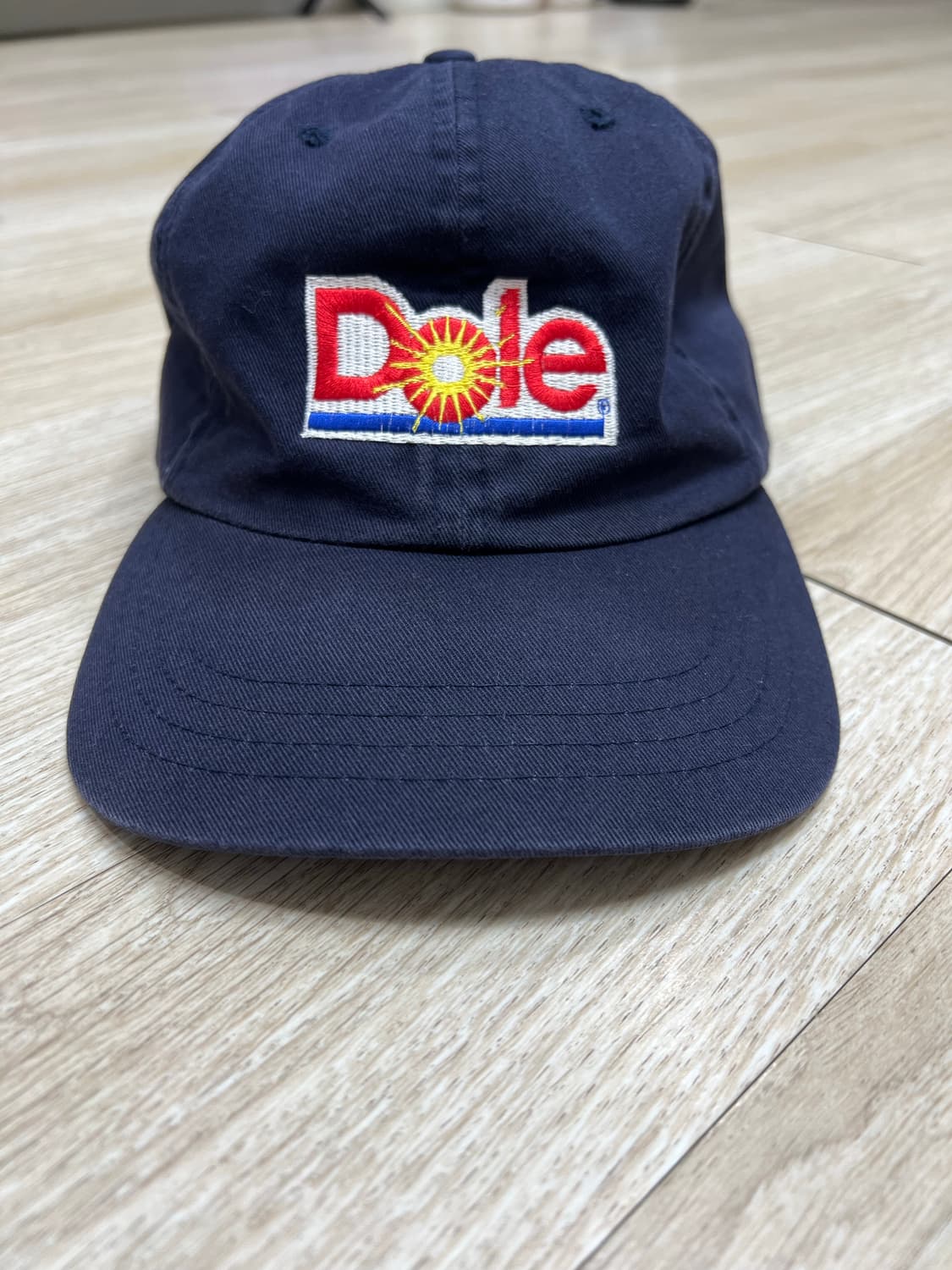 편집샵 리리썬에서 구매한 Dole 모자 판매합니다 상품이미지1