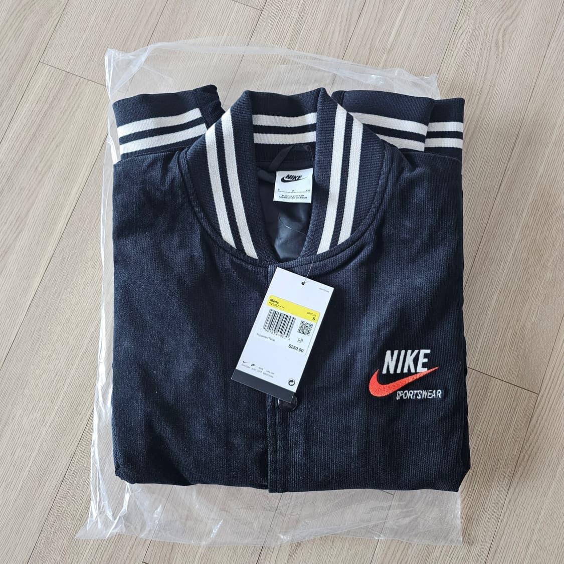 S 새제품) 체감 100 L 나이키 US NSW 봄버 바시티 자켓 간절기 상품이미지9