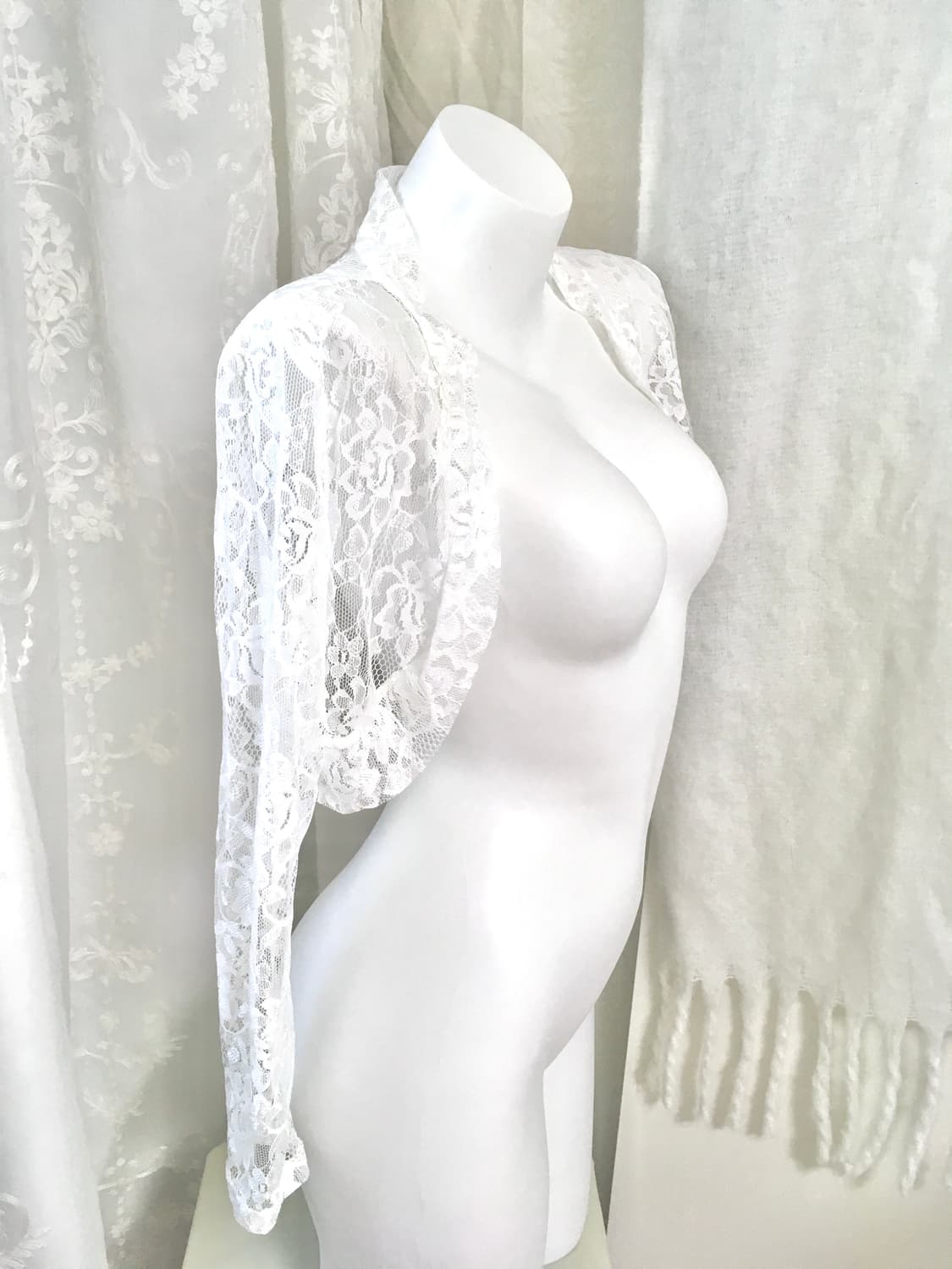 화이트 레이스 시스루 볼레로 가디건  상품이미지3