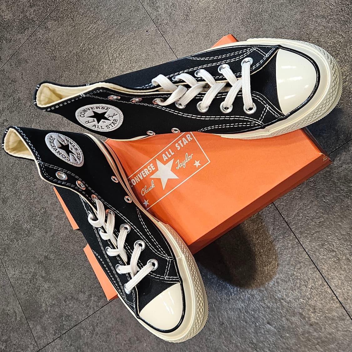 (새상품) 컨버스 척테일러 70 블랙 하이 240mm 상품이미지3