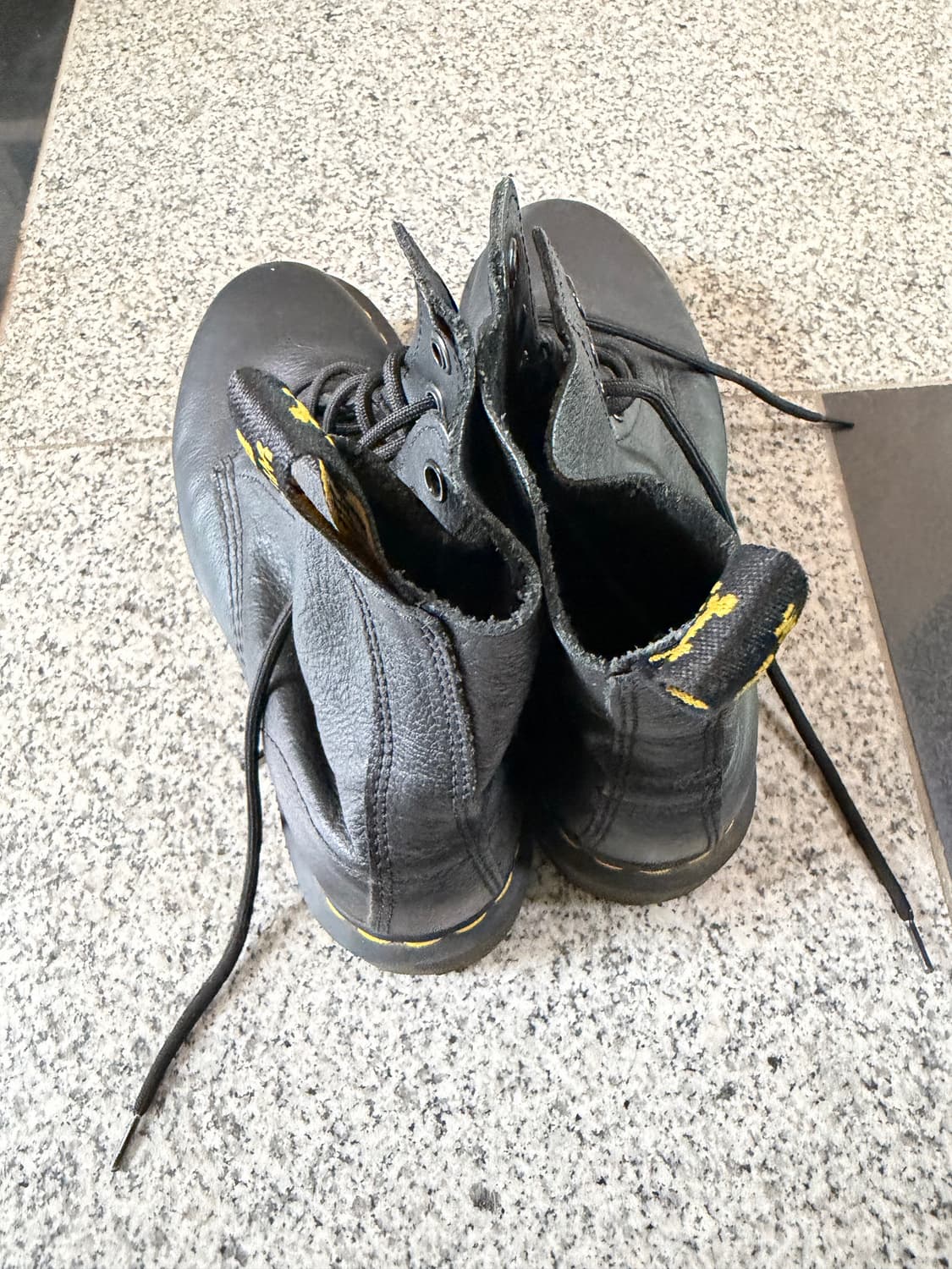 닥터마틴 1460 8홀 버지니아 블랙 상품이미지2