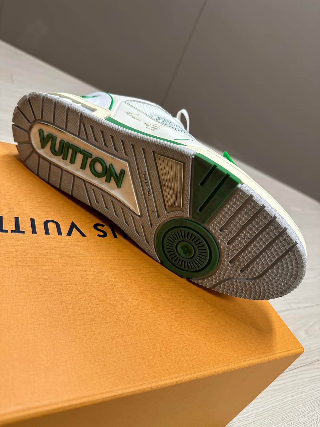 루이비통 버질아블로 그린 트레이너  8 1/2  상품이미지8