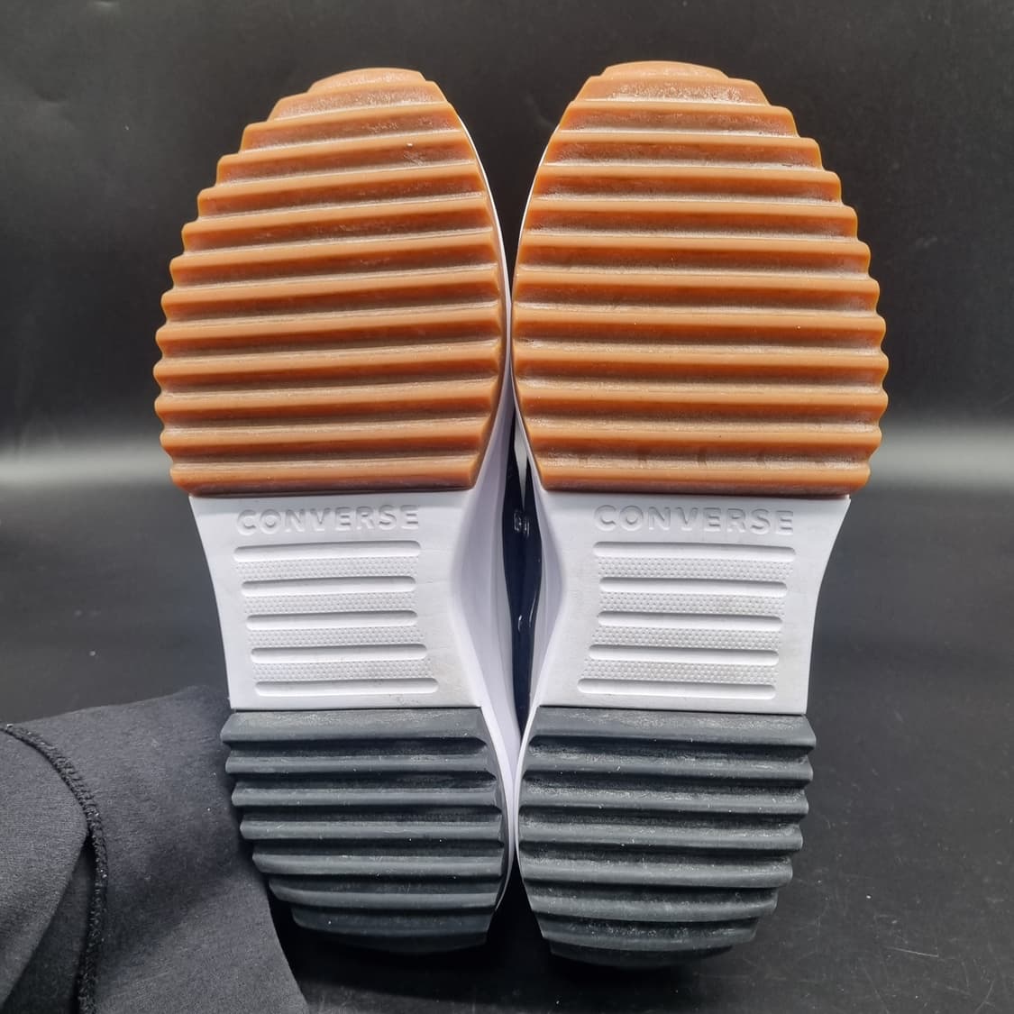 컨버스 런스타하이크 로우 남성스니커즈270  상품이미지3