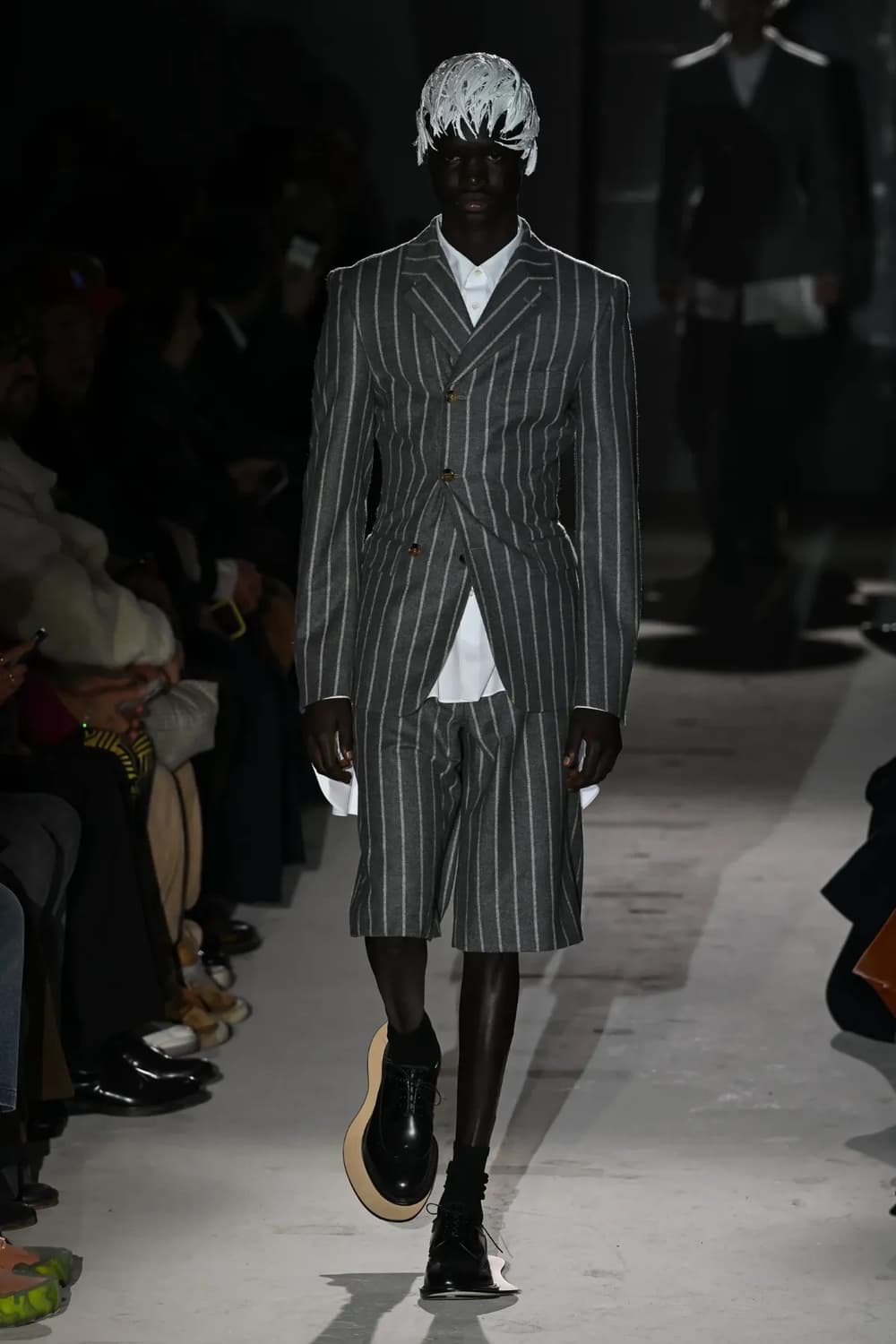 24aw 꼼데가르송 옴므플러스 스트라이프 버튼 자켓 m 상품이미지4