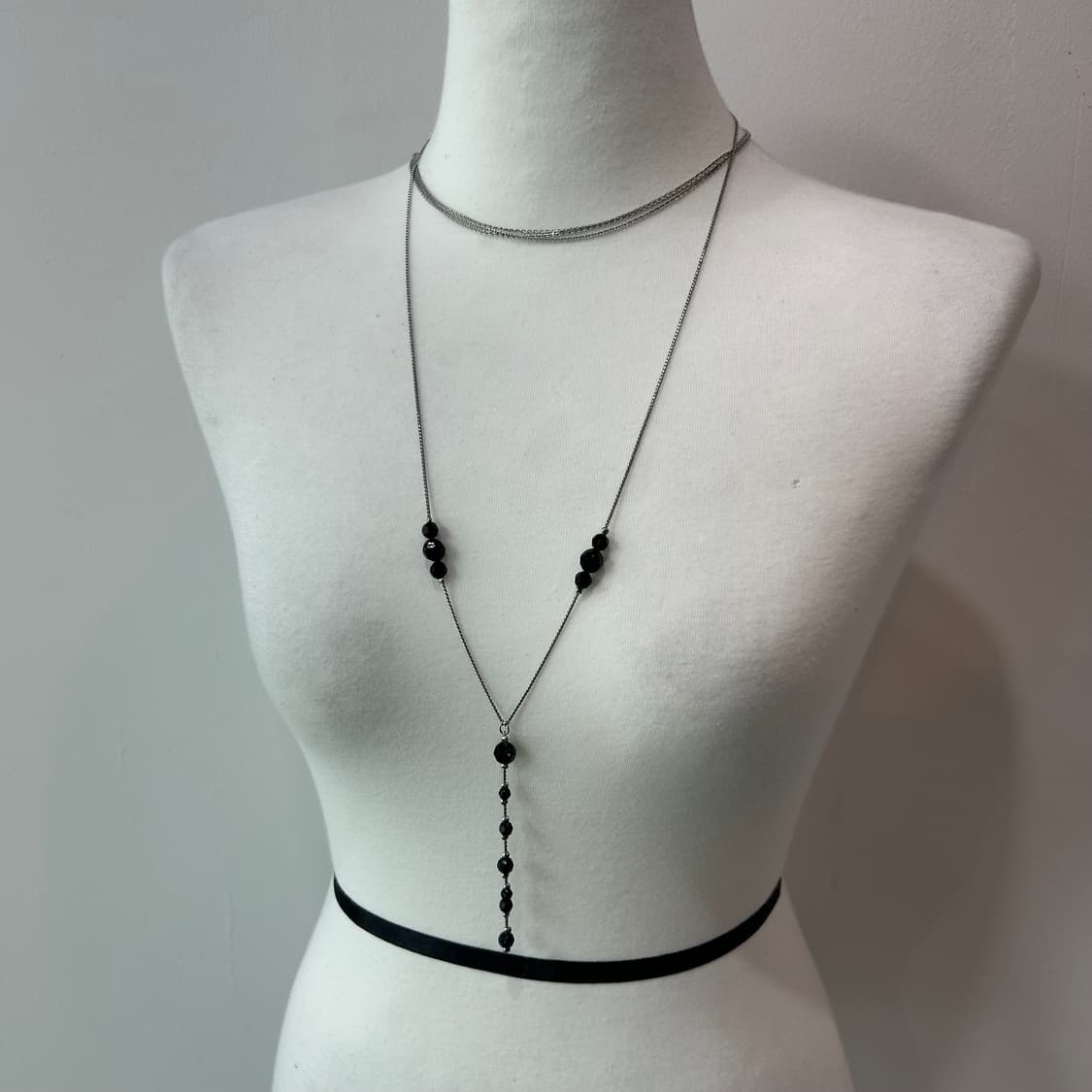 블랙 비즈 드롭 목걸이 상품이미지4