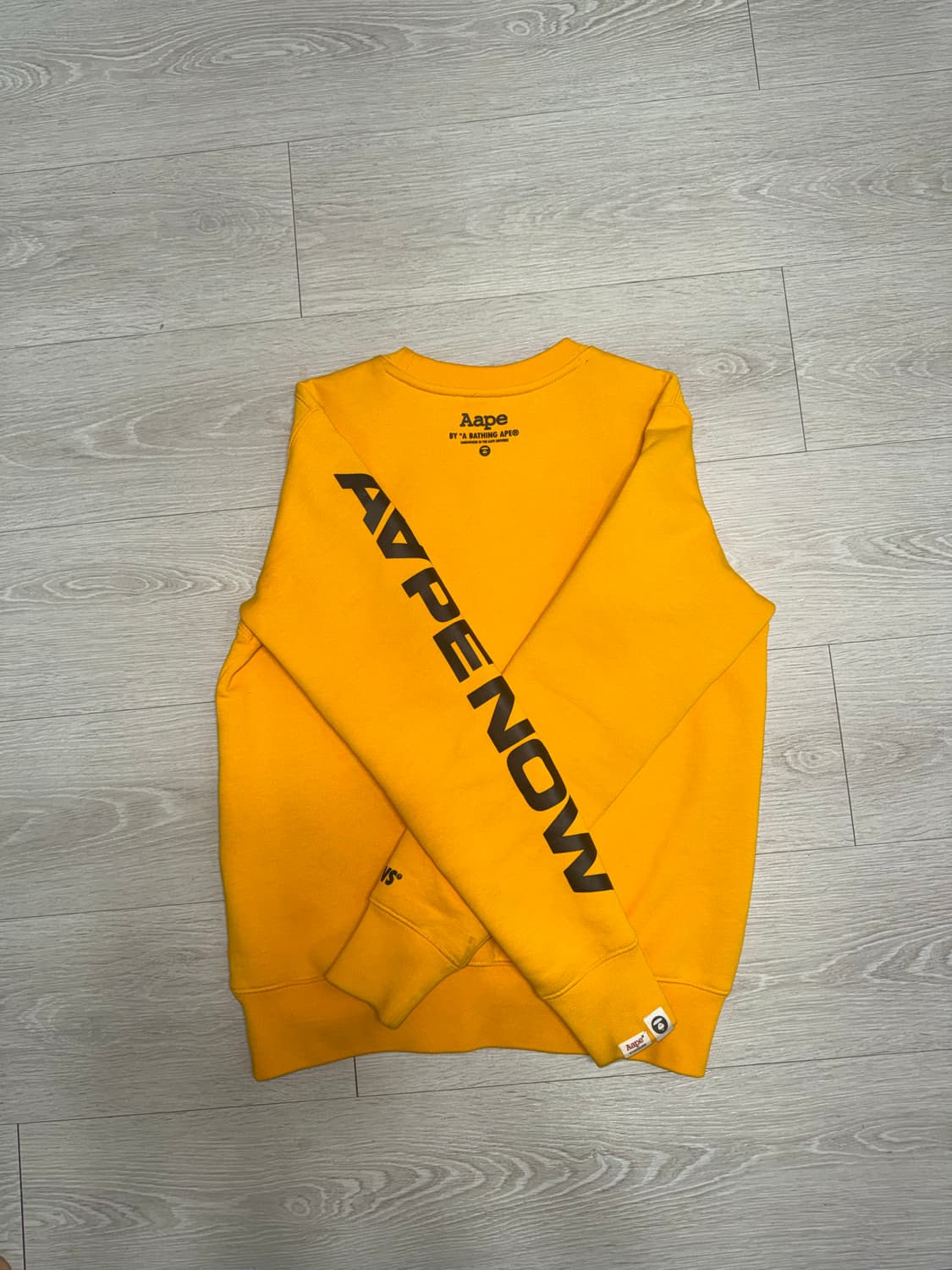 에이프 베이프 맨투맨 상품이미지3