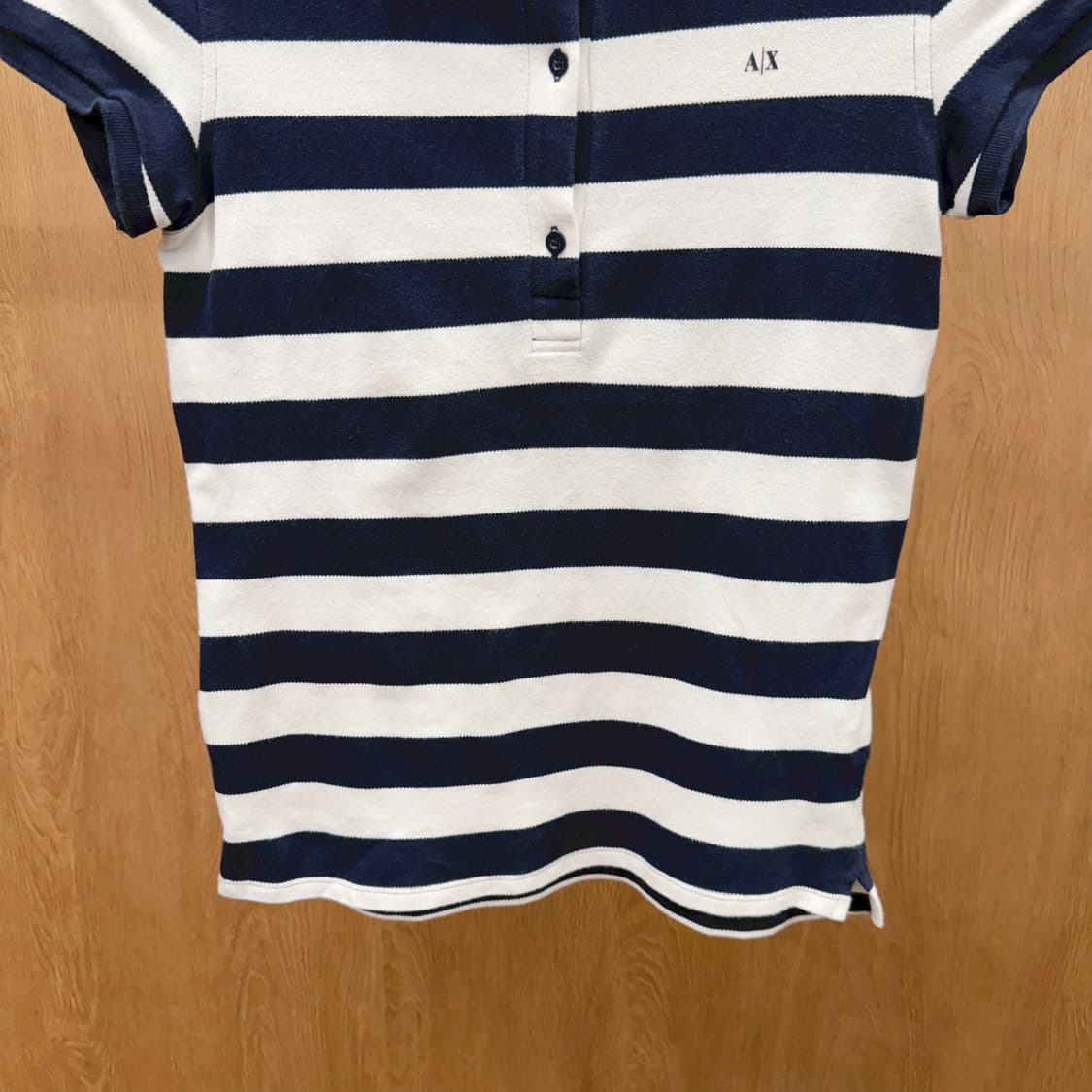 아르마니 익스체인지 반팔 티셔츠 스트라이프 패턴 카라넥 디테일 네이비 상품이미지5