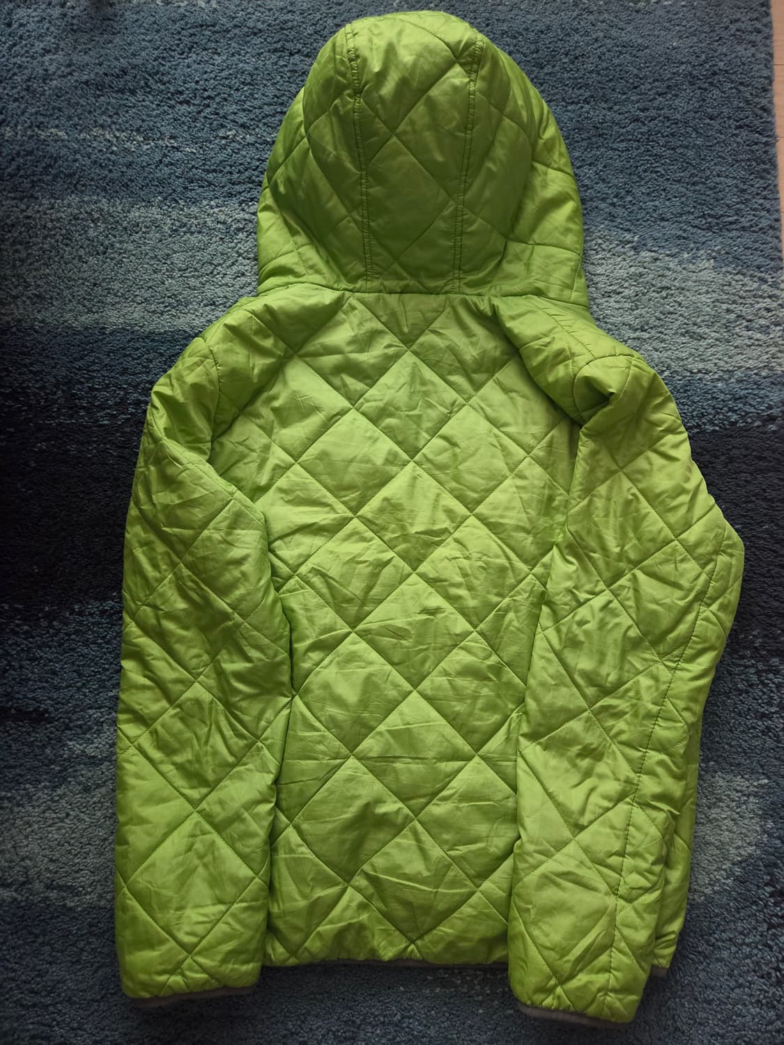 퓨마 경량패딩 L사이즈 그린 상품이미지4