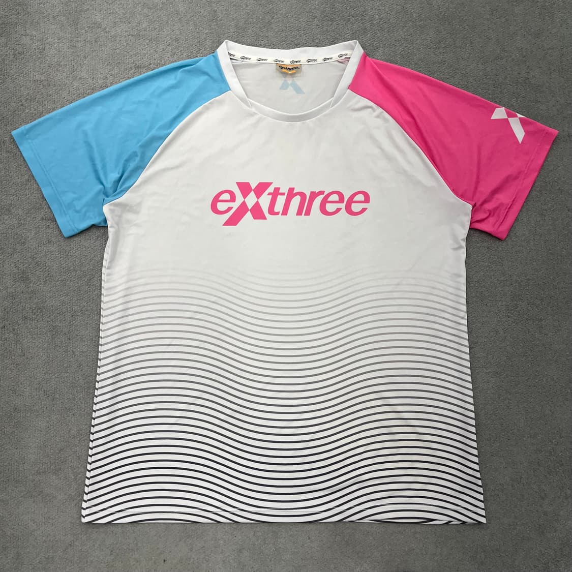 100 exthree 배드민턴 기능성 반팔 티 상품이미지1