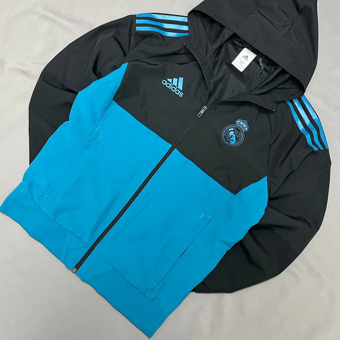 아디다스 레알마드리드 빈티지 바람막이 100 상품이미지3