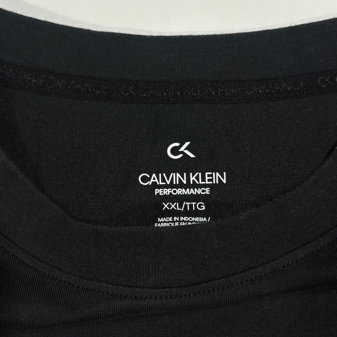 캘빈클라인 블랙 로고 긴팔 티셔츠 상품이미지3