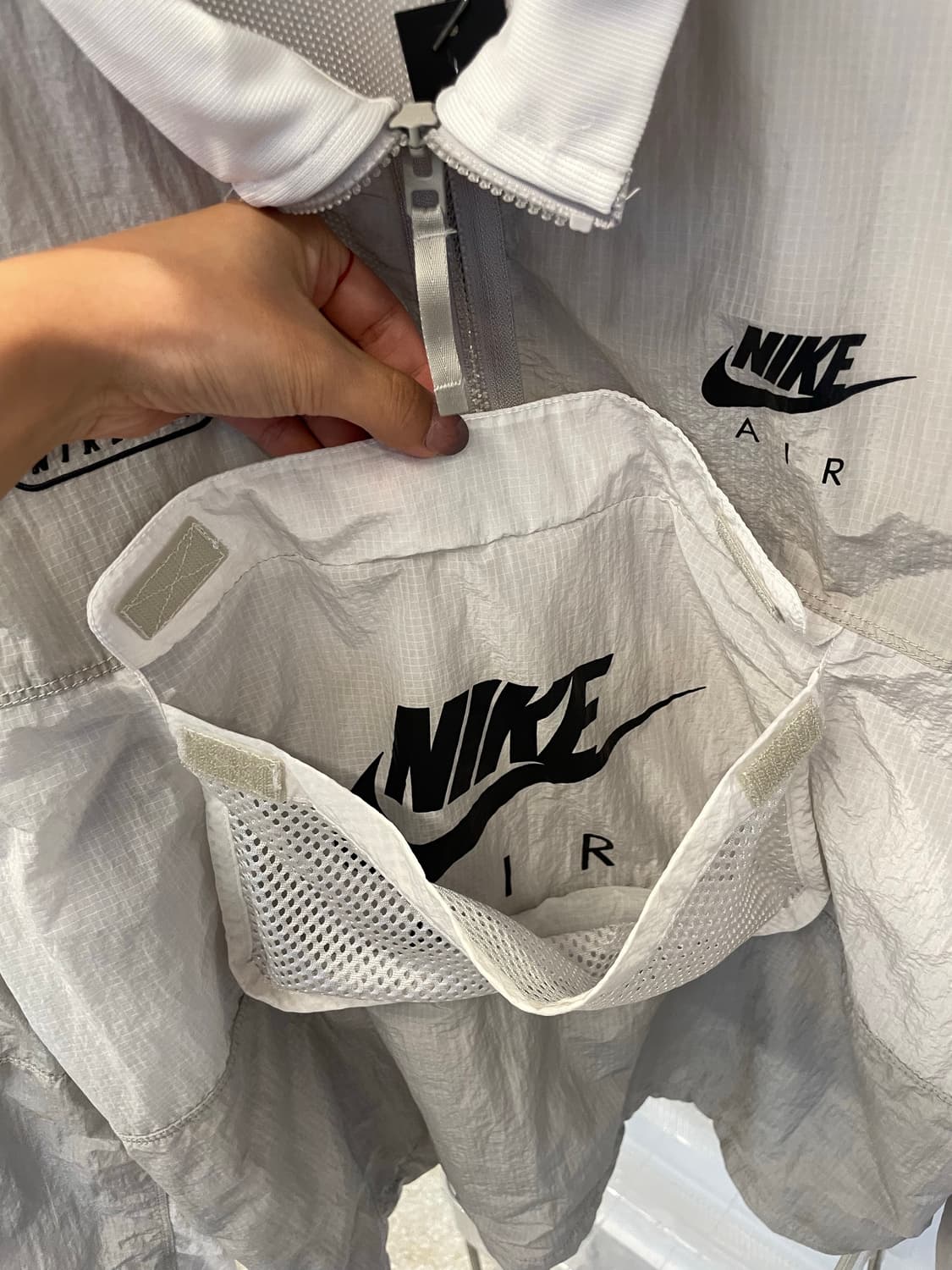 Nike pocket anorak 상품이미지3