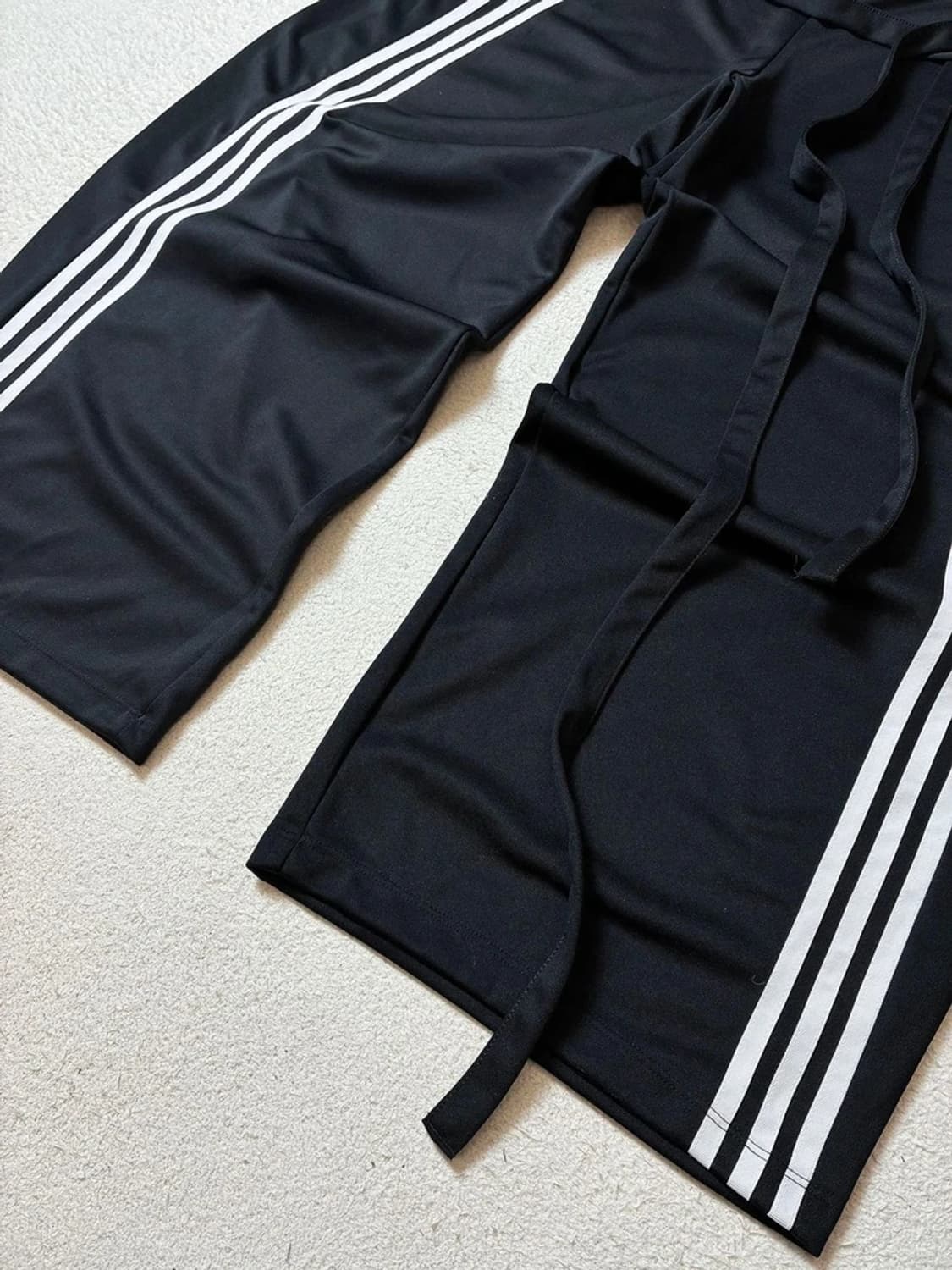 아디다스 우먼스 벨티드 스냅 와이드 팬츠 PN7082 상품이미지4