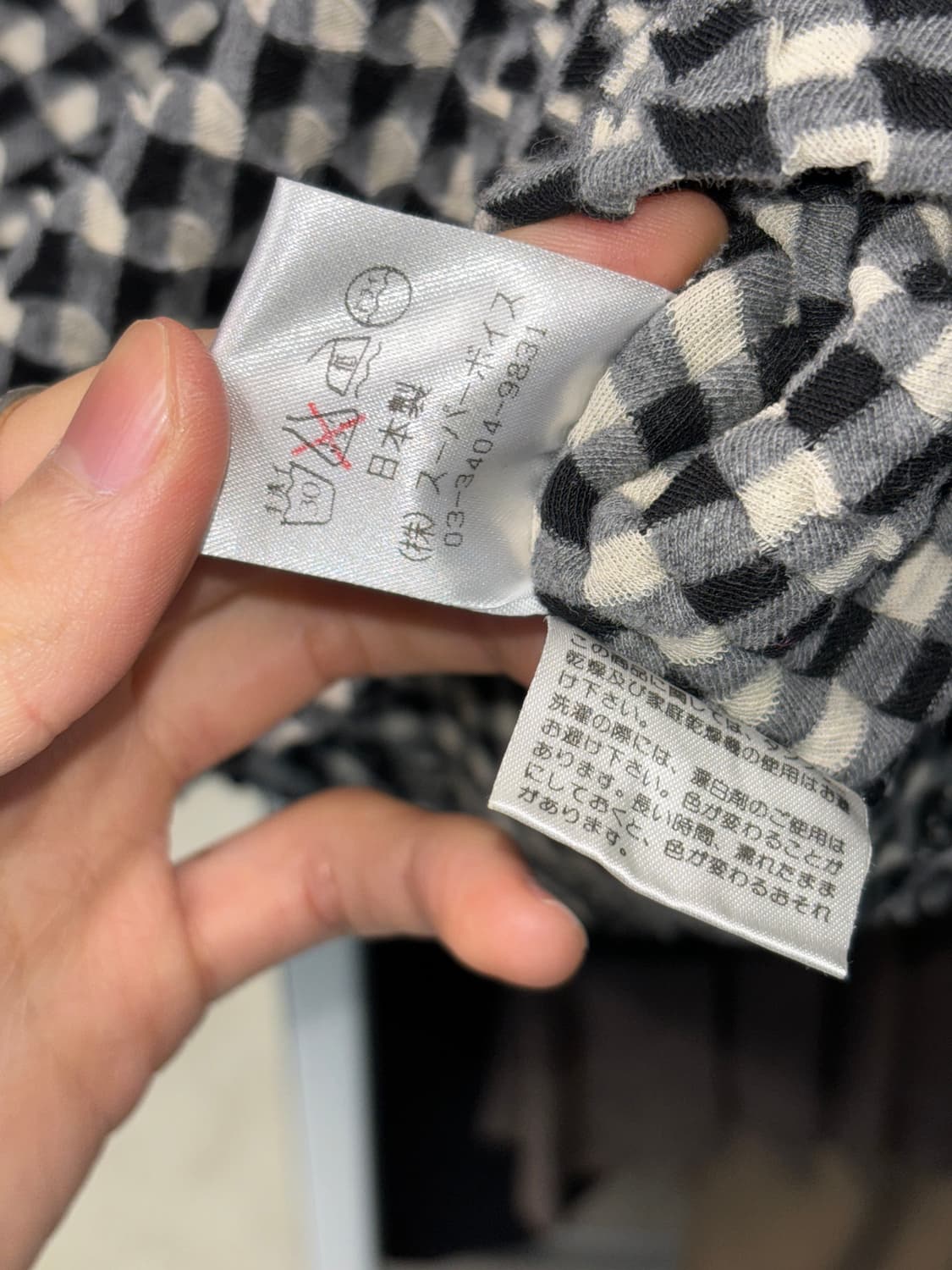 Mb lucas 비대칭 니트 상품이미지5