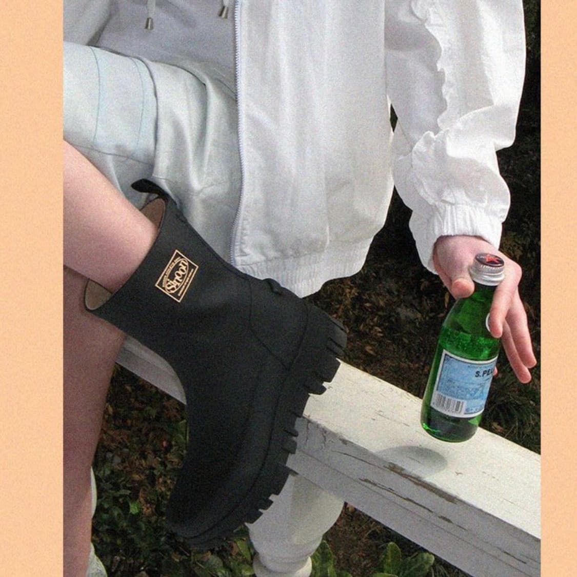 시눈X락피쉬 콜라보 미들레인부츠 230 상품이미지1