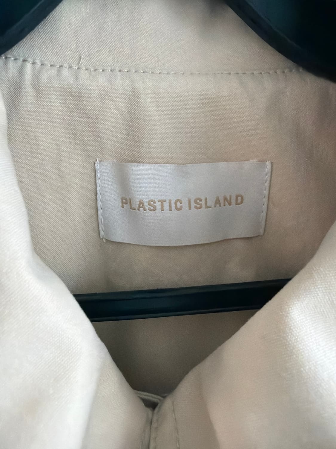 플라스틱아일랜드 베이지 맥코트 M 상품이미지2