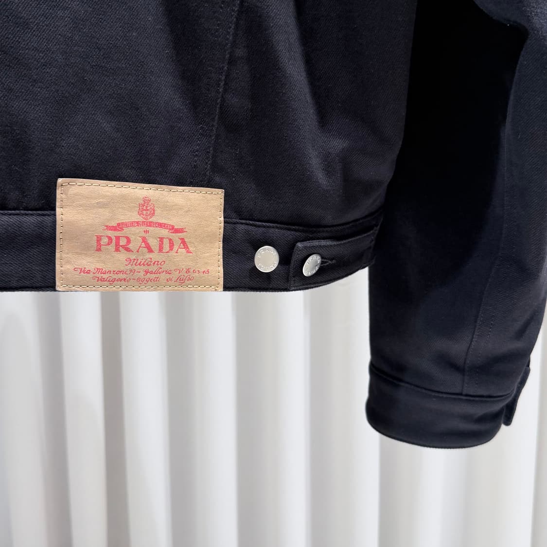 (S+/L) / 프라다 불 데님 넥 시어링 블루종 봄버 자켓 블랙 상품이미지6