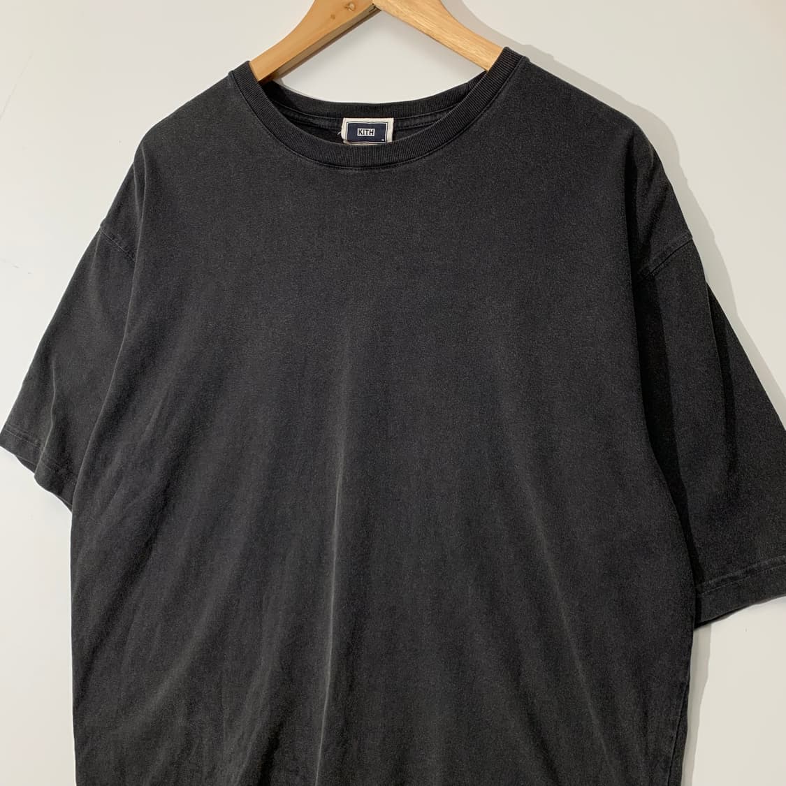 키스 워시드 블랙 반팔티 상품이미지2