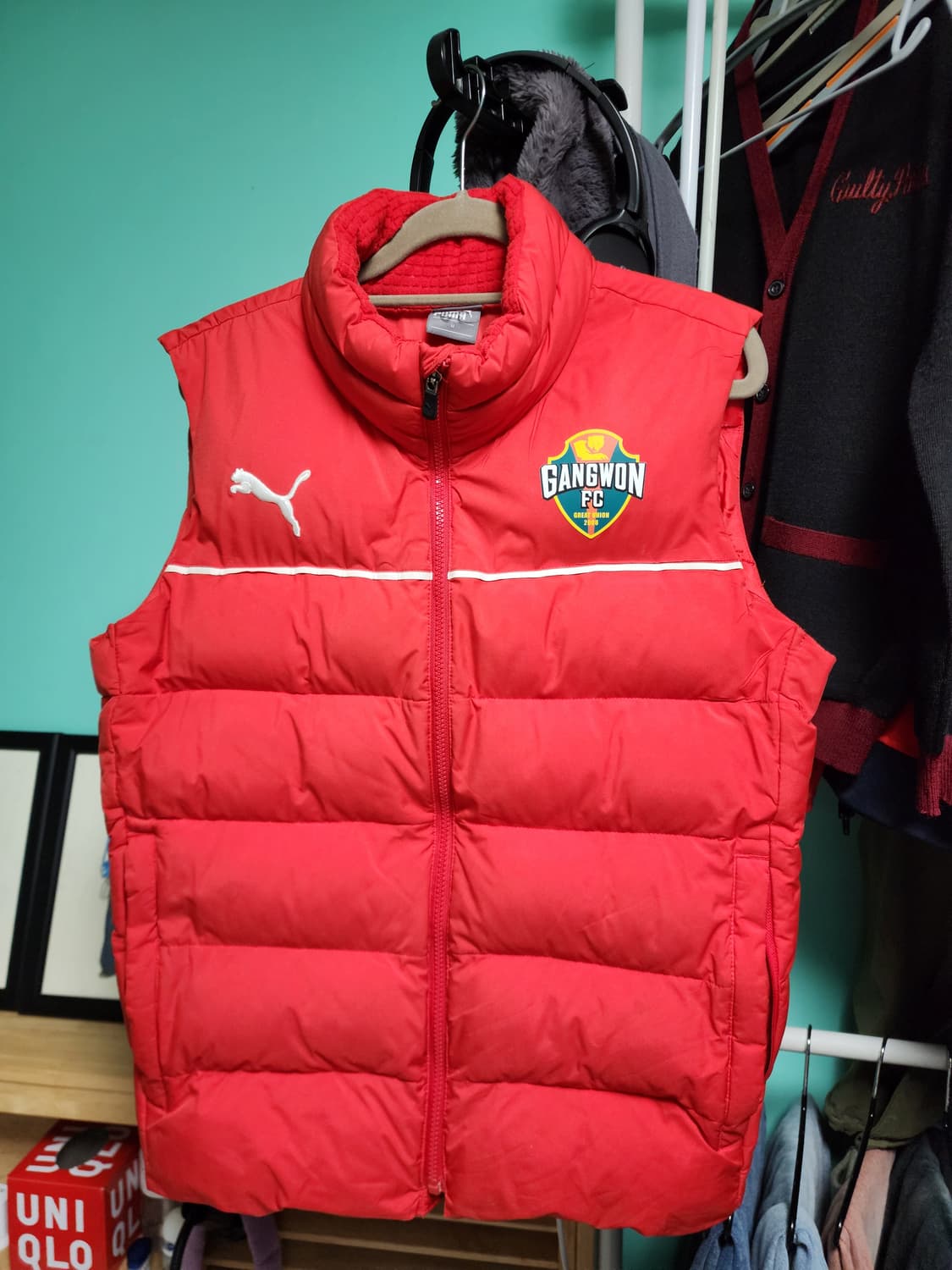 푸마 강원FC 조끼 패딩 M사이즈 상품이미지1