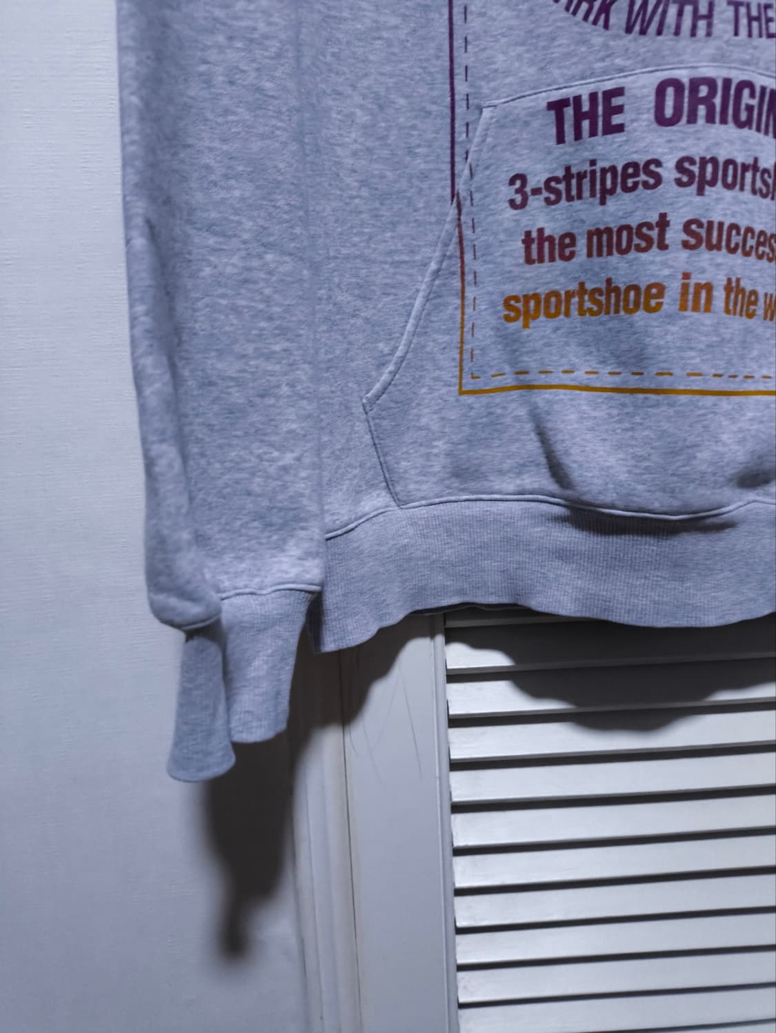 100 아디다스 후드티셔츠 상품이미지3